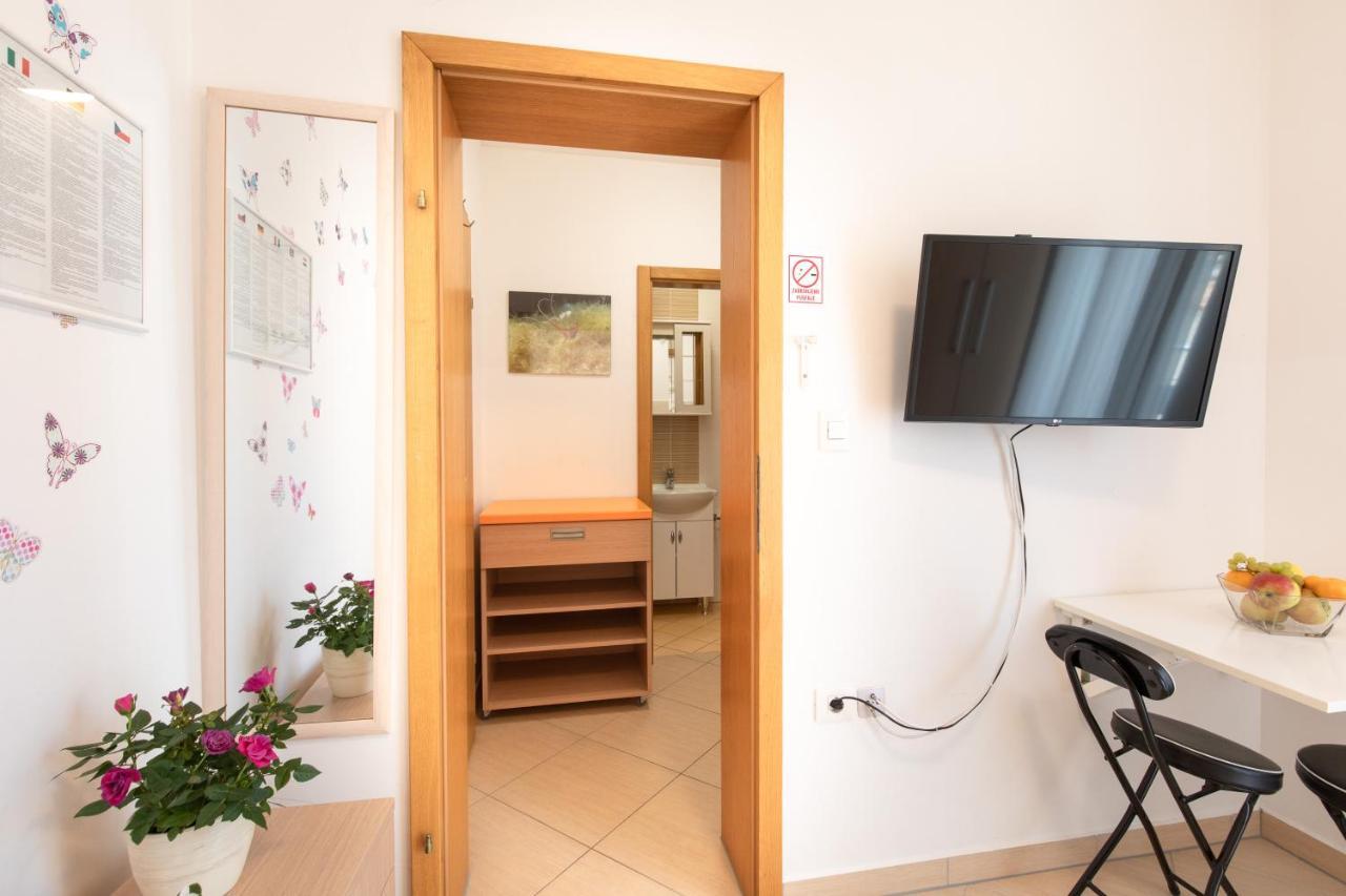 Villamarebaska Kültér fotó